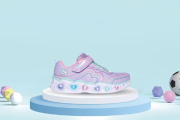 Bilde av skechers blinkesko (str 28-35)