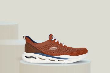 Bilde av skechers slip ins arch fit