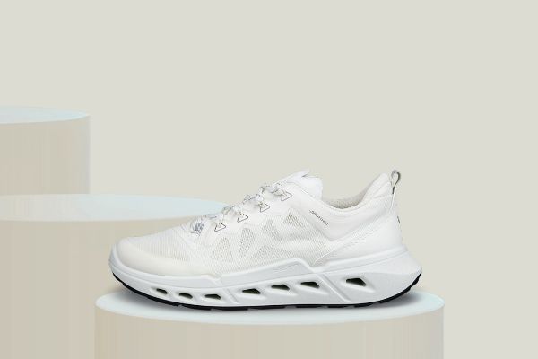 ECCO BIOM 720 komfort sneaker til dame i hvit
