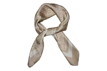 IntexScandia skjerf enkel mønster 70x70 i beige