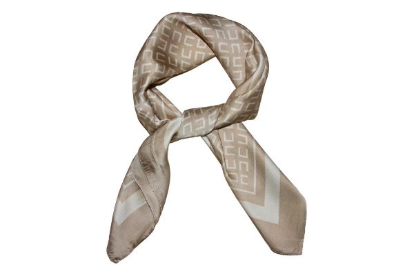 IntexScandia skjerf enkel mønster 70x70 i beige