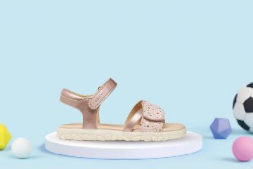 Bilde av Geox Haiti Girl - Rosa Sandal til Pike