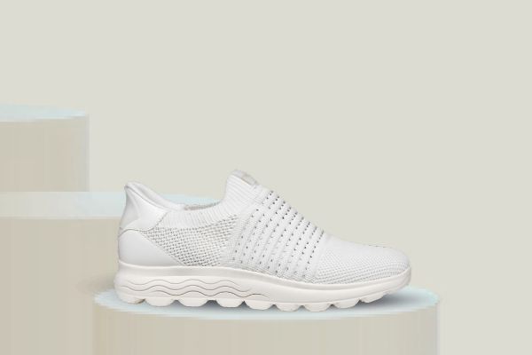 Geox Spherica Plus slip-in dame hvit lett pustende komfort sneaker