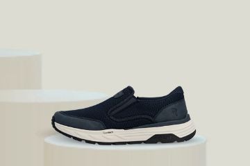 Rieker herresko blå slip-on med elastiske paneler komfortabel og lett fritidssko