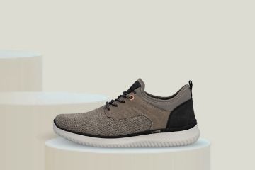 Rieker herresneakers beige lett og komfortabel fritidssko med sporty design