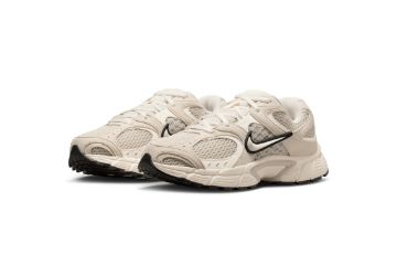 Bilde av nike v5 rnr sneakers - Dame (beige)
