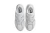 Bilde av NIKE V5 sneakers - Dame (hvit)
