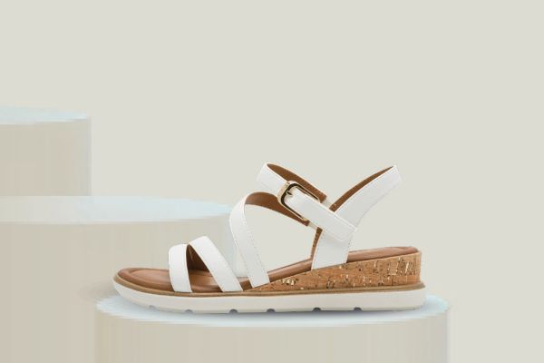 Bilde av TAMARIS sandal - Dame (hvit)