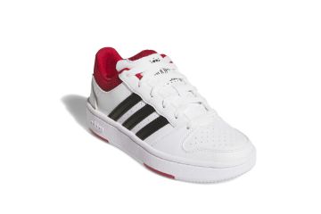 adidas Hoops Classic Junior sneakers i hvit med røde og sorte detaljer til barn