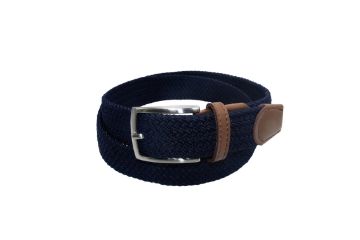 Intex Scandia Santi strikkbelte til herre i navy med elastisk design, metallspenne og detaljer i brun skinnlook.