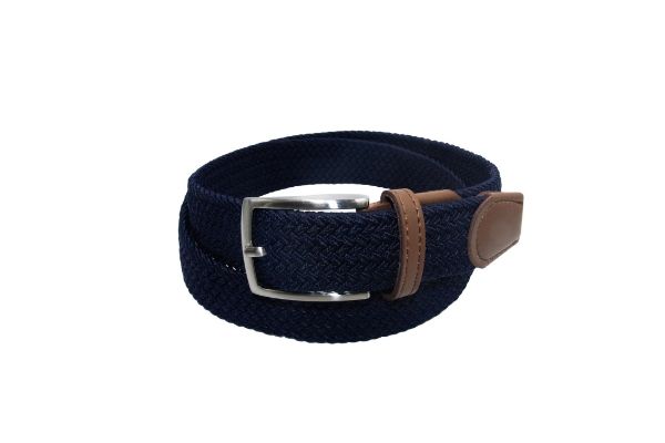 Intex Scandia Santi strikkbelte til herre i navy med elastisk design, metallspenne og detaljer i brun skinnlook.
