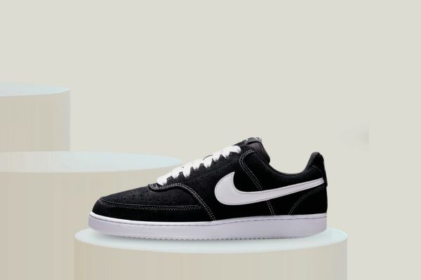 Bilde av NIKE COURT VISION - Herre (svart)