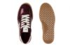 Tamaris damesneakers i bordo skinn med lisser og sporty gummisåle.
