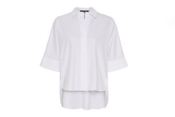 BTFCPH Bamboo Shirt W hvit oversized skjortebluse til dame med klassisk krage, korte ermer og forlenget bakstykke.