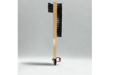 Shoe Brush Combi skobørste i tre med naturhår for påføring og pussing av skinnsko.