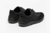 Arcopedico Tjuta herresneakers i svart med lisser og fleksibel komfortsåle.