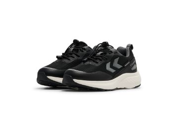 Hummel Creek Low TEX JR svart vanntett overgangssko til barn med TEX-membran og strikklisser.