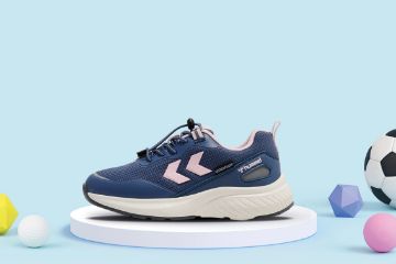 Hummel Creek Low TEX JR blå vanntett overgangssko til barn og junior med hummelTEX og strikklisser.