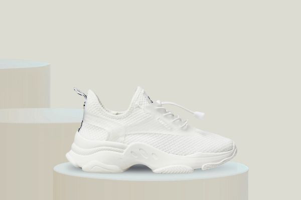 Steve Madden Match-E hvite sneakers til dame med chunky såle og hurtigsnøring.