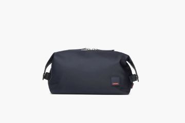 Blå SWIMS Necessaire toalettmappe i vannavvisende nylon til dame og herre