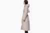 Blæst Åse Insulated Coat i Low Tide – lang vanntett og isolert damekåpe med hette og belte