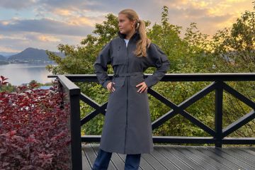 Blæst Klipra Coat Dark Cloud lang vanntett trenchcoat til dame med belte