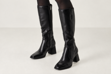 Tamaris 1-25544-47 001 svart høy damestøvlett med 6,5 cm blokkhæl