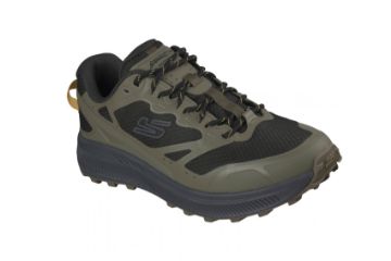Olivengrønn Skechers Ridgestar Lion Creek 237821 OLV vanntett tursko til herre med svarte meshdetaljer, snøring, mønstret yttersåle og Memory Foam-komfort.