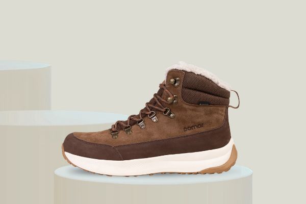 Pomar HUMINA GORE-TEX vinterboot til herre i brunt semsket skinn og mørkebrunt nubuckskinn med snøring, varmt fôr og grovmønstret yttersåle.