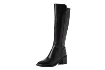 Svart Tamaris skinnstøvlett til dame, modell 1-25540-45-001, med høyt stretchskaft, glidelås på innsiden og elegant 6 cm blokkhæl.