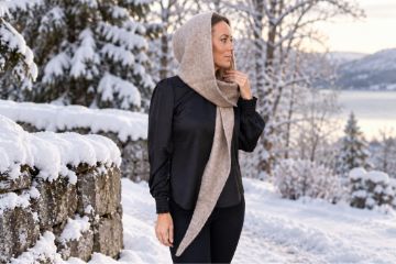 Beige Intex Scandia hetteskjerf 467214 til dame, kombinert lue og skjerf i myk ullblanding med lange skjerfender.