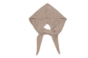 Beige Intex Scandia hetteskjerf 467214 til dame, kombinert lue og skjerf i myk ullblanding med lange skjerfender.